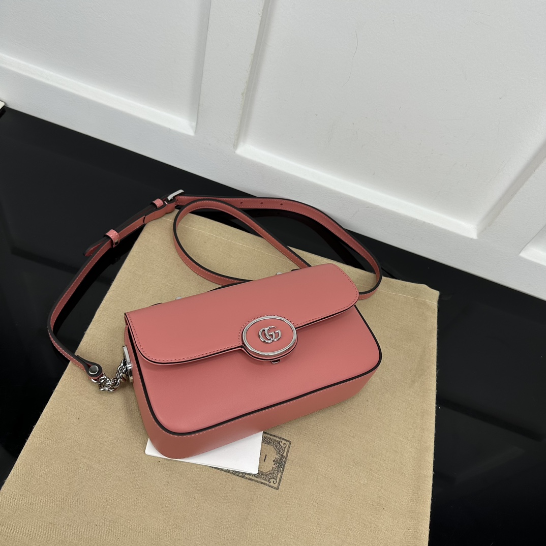 Gucci Satchel Bags